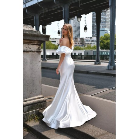 Robe modèle EDITTE